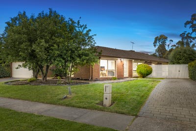 /international/au/154-waradgery-drive-rowville-vic-151138072/