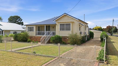 /international/au/8-fitzroy-street-narrabri-nsw-152702556/