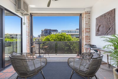 /international/au/22-22-florence-street-teneriffe-qld-152554224/