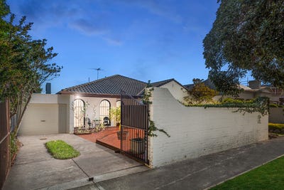 /international/au/1-21-sussex-street-brighton-vic-148694236/