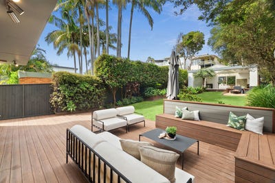 /international/au/54-adams-street-curl-curl-nsw-152521328/