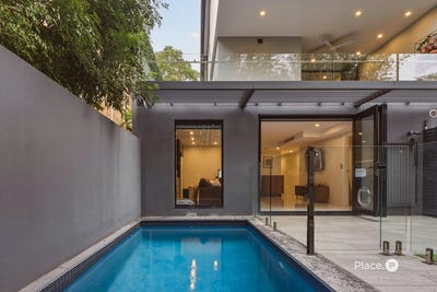 /international/au/4-218-moray-street-new-farm-qld-151655236/