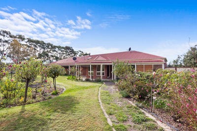 /international/au/226-wilsons-road-haddon-vic-151282256/