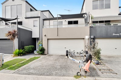 /international/au/70-scarborough-drive-patterson-lakes-vic-150565548/