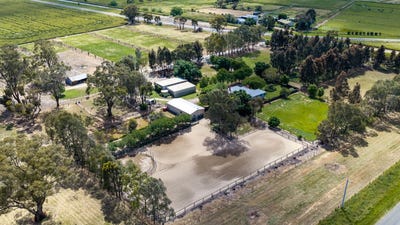 /international/au/4-collie-road-byrneside-vic-700428116/