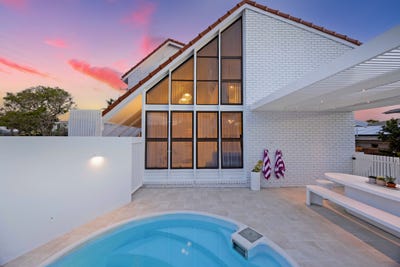 /international/au/2-boorook-street-buddina-qld-148351156/