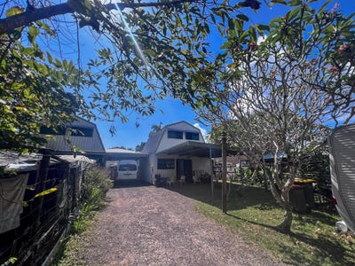 /international/au/70-holland-street-wongaling-beach-qld-152702364/