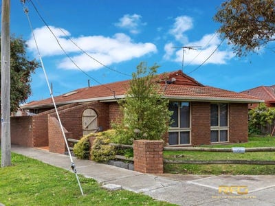 /international/au/70-railway-parade-deer-park-vic-151247808/