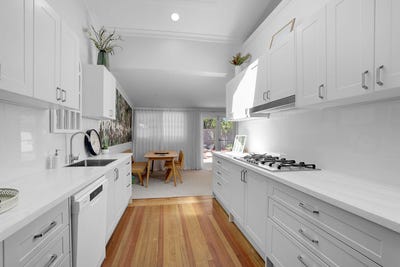 /international/au/244-rankin-street-bathurst-nsw-150580364/