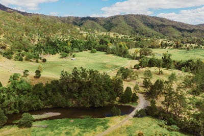/international/au/597-sarabah-road-sarabah-qld-700427328/