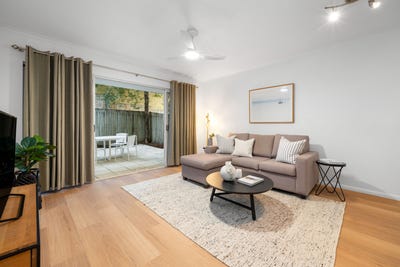 /international/au/2-9-dunkirk-street-gaythorne-qld-151567116/