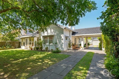 /international/au/10-pier-street-glenelg-south-sa-152679836/