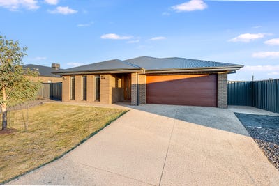 /international/au/36-longacre-road-wirlinga-nsw-148403160/
