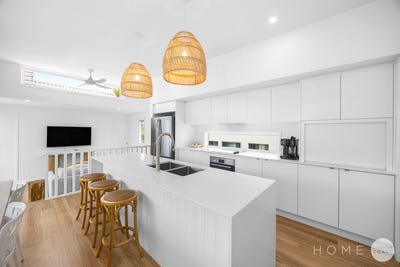 /international/au/2-8-william-street-alexandra-headland-qld-151566516/