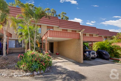 /international/au/15-8-nothling-street-new-auckland-qld-150749988/