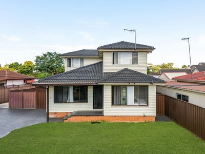 /international/au/32-32a-waratah-avenue-casula-nsw-150806792/