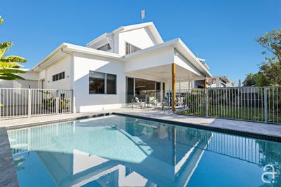 /international/au/19-offshore-street-bokarina-qld-151400888/