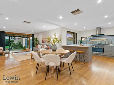 /international/au/8-ivan-avenue-edithvale-vic-151186400/