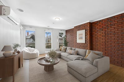/international/au/55a-lawton-avenue-geelong-west-vic-150938708/