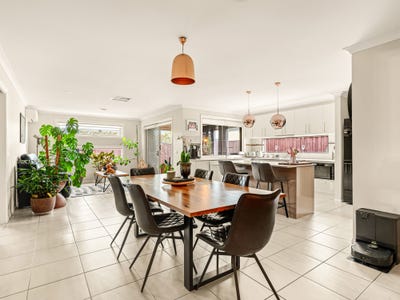 /international/au/9-erindale-street-cranbourne-west-vic-151462472/