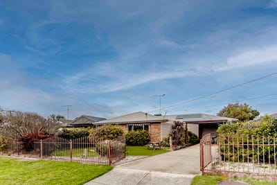 /international/au/4-loch-ard-drive-ocean-grove-vic-151409804/