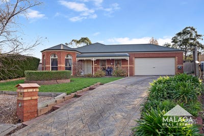 /international/au/7-banksia-grove-gisborne-vic-151642320/