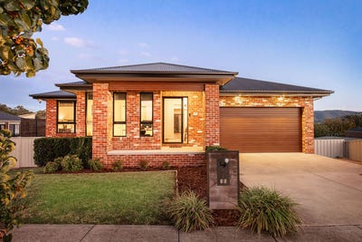 /international/au/15-dempster-place-leneva-vic-150937152/