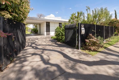 /international/au/52-high-street-swan-hill-vic-152694248/