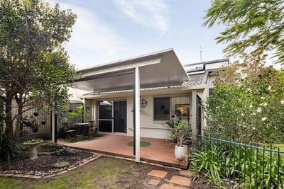 /international/au/5-86-thynne-road-morningside-qld-151526652/