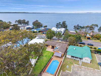 /international/au/43-marks-road-gorokan-nsw-152585912/