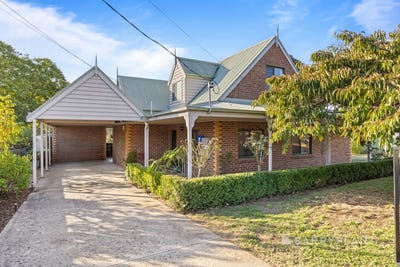 /international/au/321-humffray-street-north-brown-hill-vic-151141728/