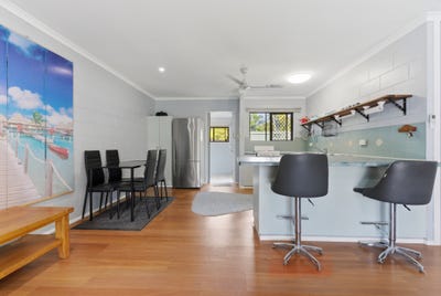 /international/au/2-7-wabag-close-trinity-beach-qld-151367740/