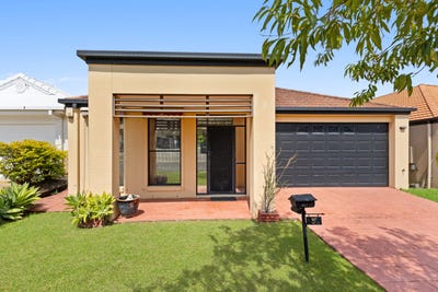 /international/au/5-alexandrina-drive-varsity-lakes-qld-152562880/