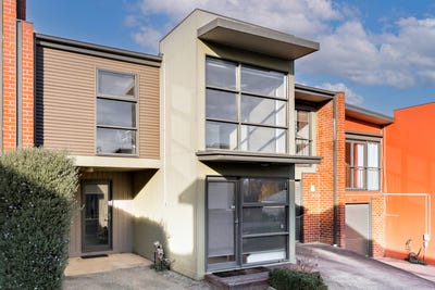 /international/au/2-414-nicholson-street-black-hill-vic-139634747/