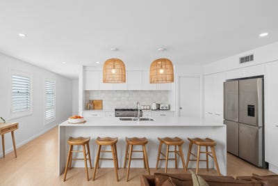 /international/au/25a-rushby-street-bateau-bay-nsw-152486352/