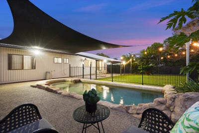/international/au/14-edgeview-court-leanyer-nt-151112788/
