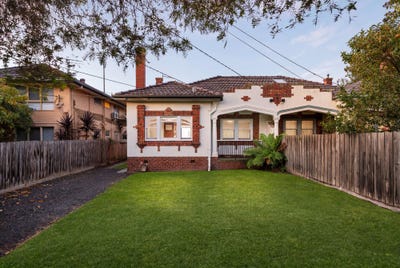 /international/au/26-rosella-street-murrumbeena-vic-151298184/