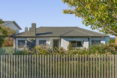 /international/au/82-calle-calle-street-eden-nsw-151151372/