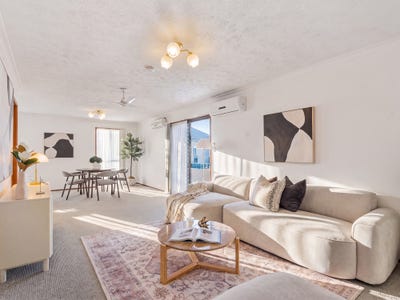 /international/au/26-3-township-drive-burleigh-heads-qld-152644916/