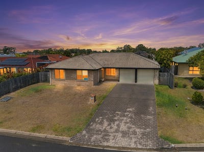 /international/au/4-blackall-court-torquay-qld-152451260/