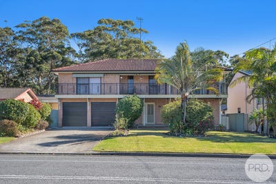 /international/au/30-government-road-shoal-bay-nsw-148552096/