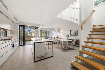 /international/au/18-41-agincourt-street-grange-qld-152298128/
