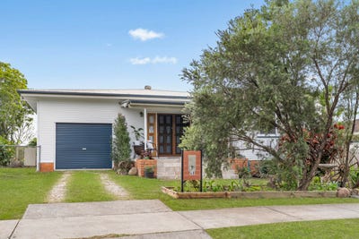 /international/au/48-cranes-road-north-ipswich-qld-151618568/