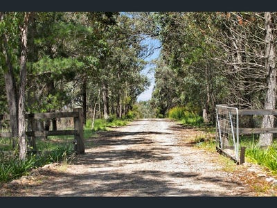 /international/au/885-caoura-road-tallong-nsw-700413564/
