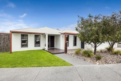 /international/au/35-37-corsair-way-torquay-vic-152679928/