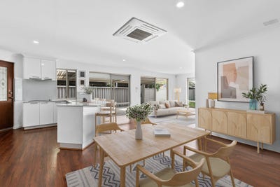 /international/au/61-mornington-boulevard-waikiki-wa-148491820/