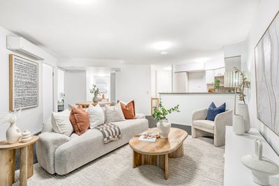 /international/au/91-11-chasely-street-auchenflower-qld-151227460/