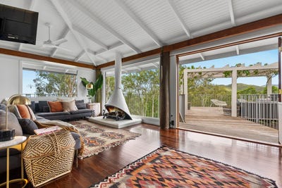 /international/au/253-woodward-road-armstrong-creek-qld-150654700/