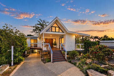 /international/au/6-panoramic-court-cannonvale-qld-152471672/