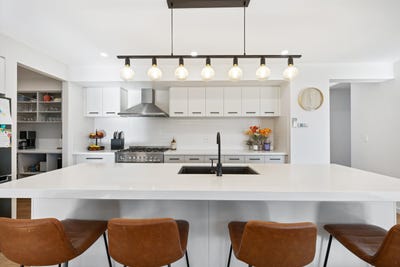 /international/au/5-ferguson-way-sale-vic-148261500/